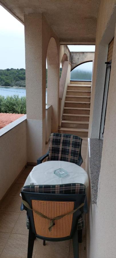 Apartments Branko Veli Rat Exterior photo
