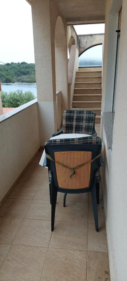 Apartments Branko Veli Rat Exterior photo